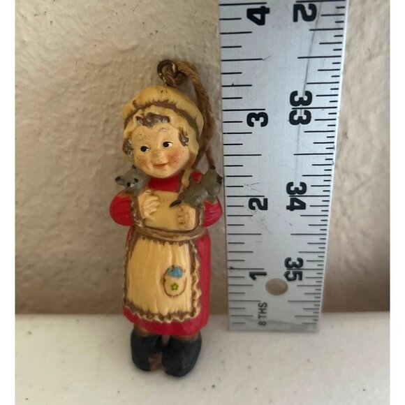 Vintage Hallmark Grandma Ornament Holding Kittens With Twine Hanging Loop - Picture 4 of 4